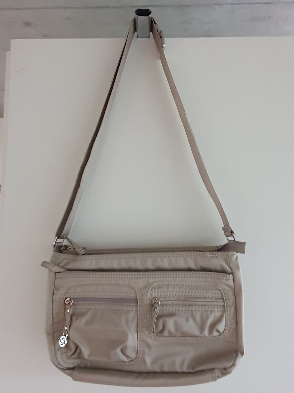 Samsonite Borse: Samsonite Move 4.0 Schultertasche, beige – Usato da Villars-sur-Glâne venduto da richardette