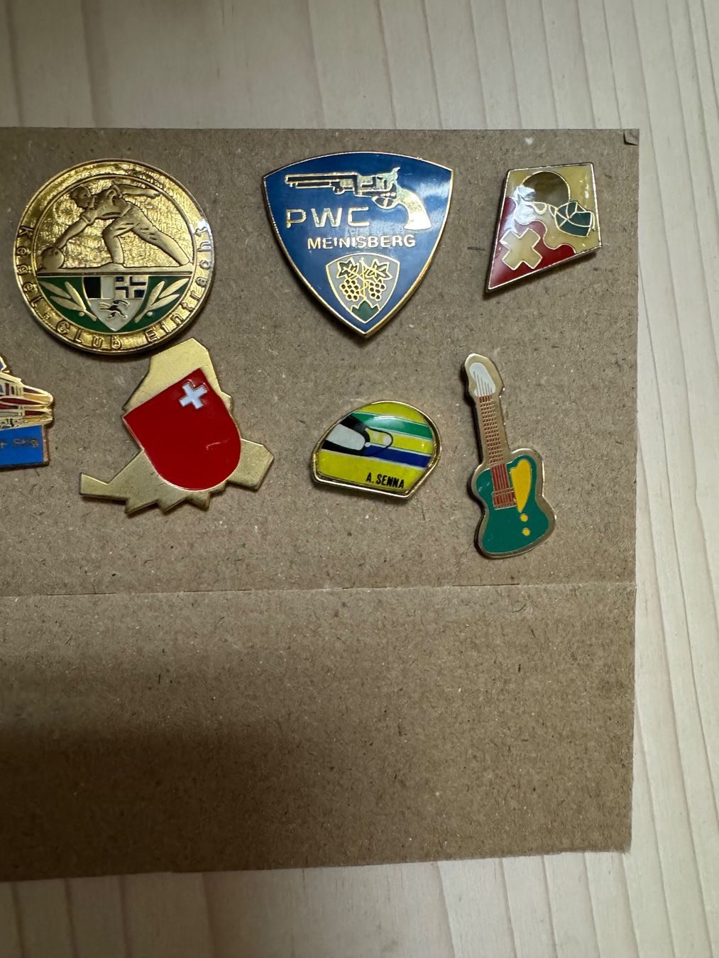 Placchette & Badge: Pinsammlung - Allerlei/Mix - ab 1 Chf. – Usato da Ittigen venduto da bim_k7bn 2