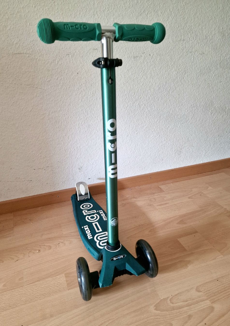 Micro Kickboard: micro maxi LED – D'occasion à Buchs ZH par KSK07 1
