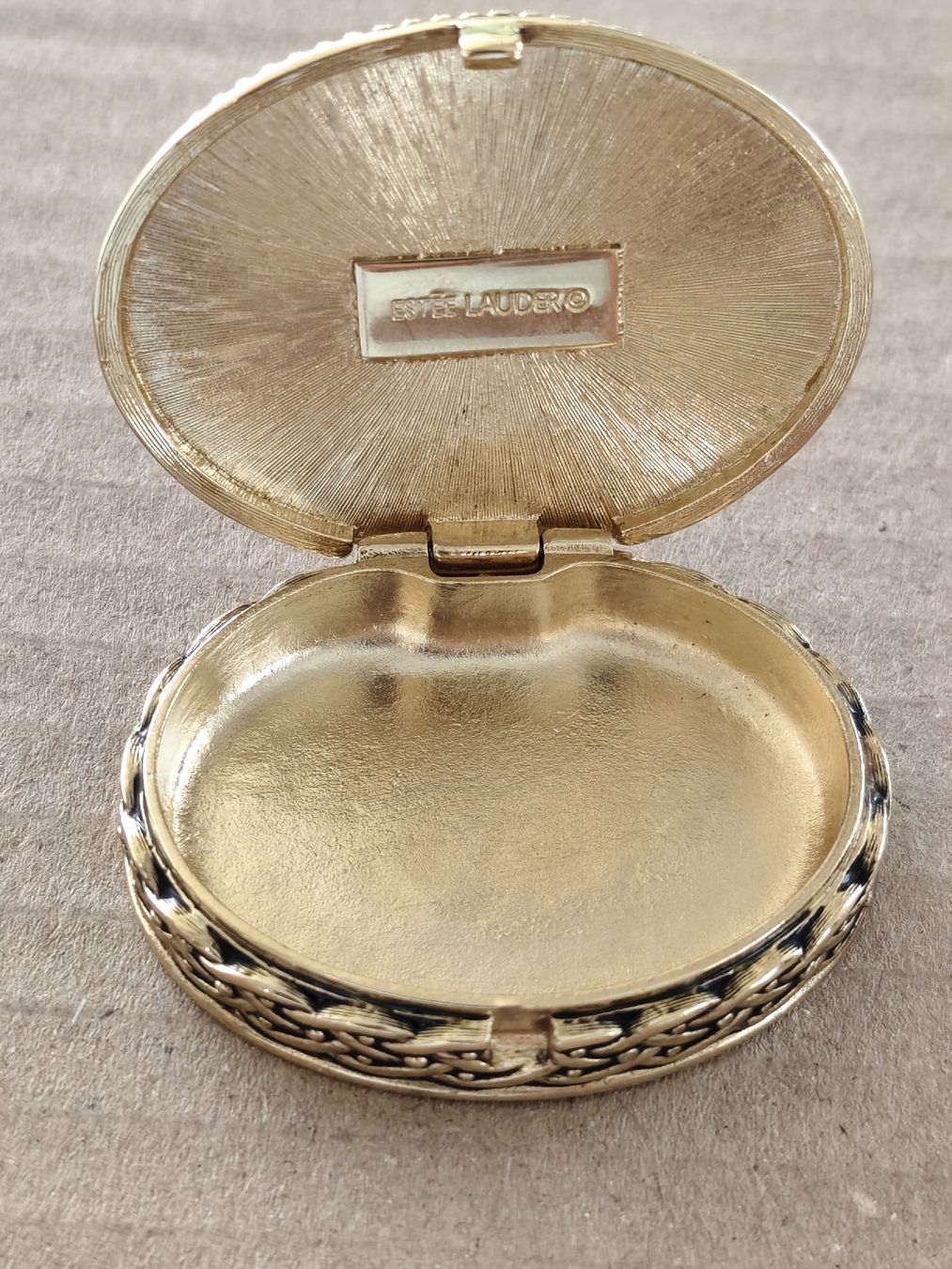 Estée Lauder Profumi & Eau de Toilette: Parfume Estée Lauder parfume Box empty – Usato da Männedorf venduto da Ursik_OnlineShop 3