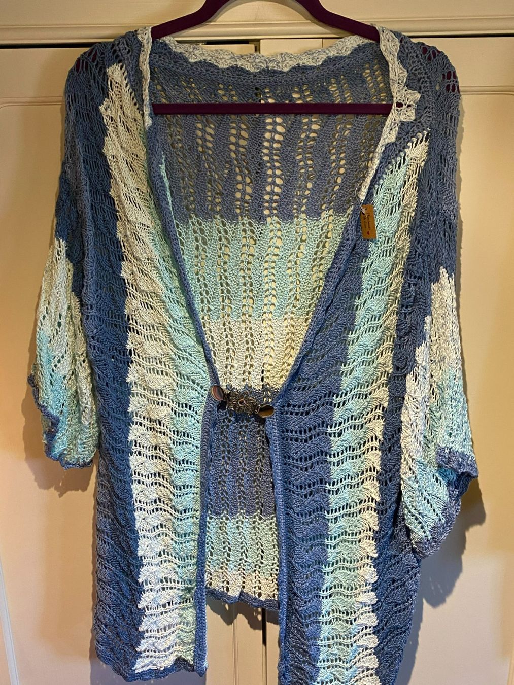 Giacche: STRICKJACKE-BIJOUX, EINZELSTÜCK-BLAU-TÜRKIS – Nuovo e nell'imballaggio originale da Meienried venduto da ManuelaBoutique 1