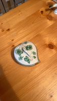 Antike Herzförmige Schale mit Rosen-Dekor