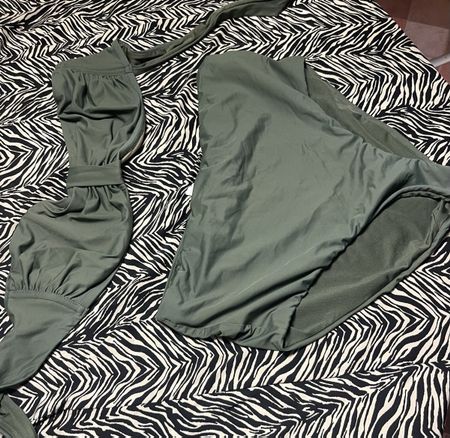 Bikini Calzedonia verde taglia L-colore Olive 🫒 