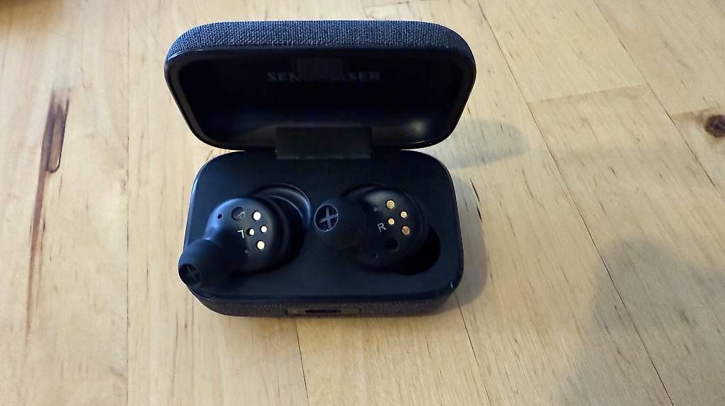 Casques audio: Sennheiser Momentum 3  – D'occasion à Tagelswangen par shane2000 1