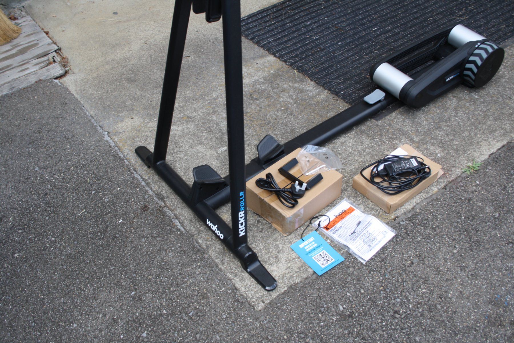 Wahoo Hometrainer: KICKR ROLLER WAHOO – Usato da Wauwil venduto da Pneuedy 3