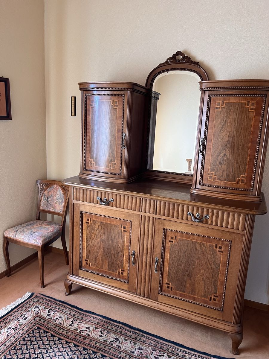 Buffets: Buffet ancien en bois – D'occasion à Puidoux par gianka29