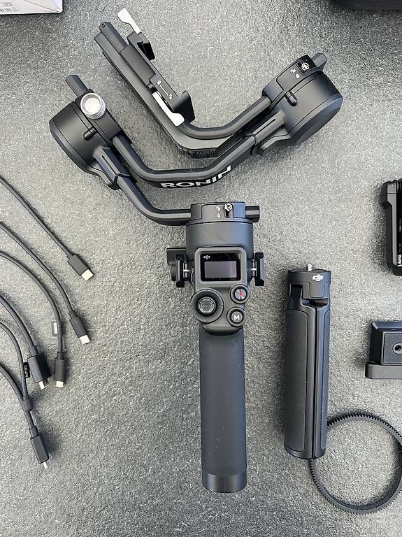 DJI Altri Accessori: DJI Ronin RSC 2 pro combo – Usato da Fregiécourt venduto da Lucaschaerz