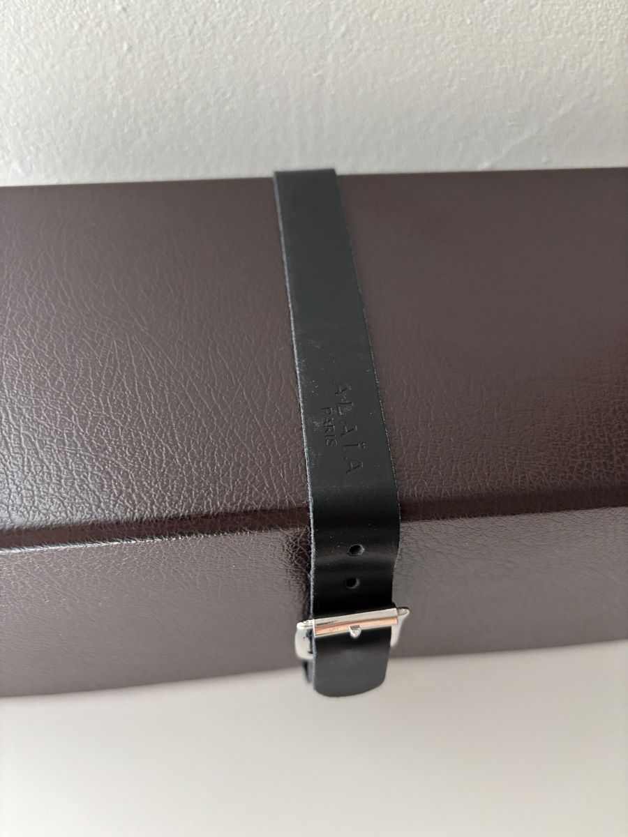 Alaia Vestiti: Alaia Box. Neu! – Nuovo (secondo la descrizione) da Luzern venduto da lor_x8hx 1