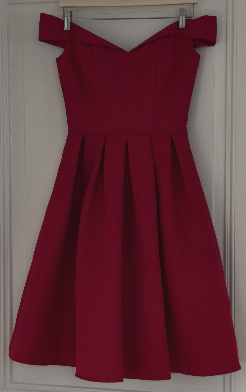 Kleider: Wunderschönes rotes Cocktailkleid, schulterfrei, Grösse 34, – Neu (gemäss Beschreibung) aus Fribourg von swi_b7rt