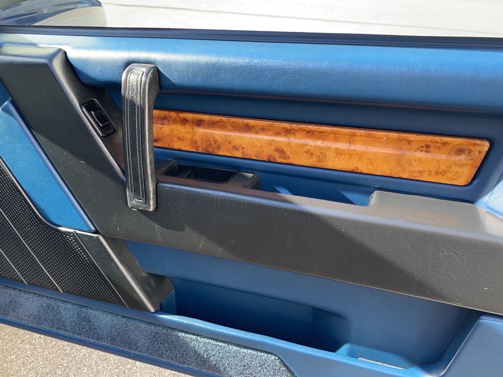 Volvo Automobili: VOLVO 780 Bertone - ab MFK! – Usato da Au SG venduto da Simeon-Cars 8