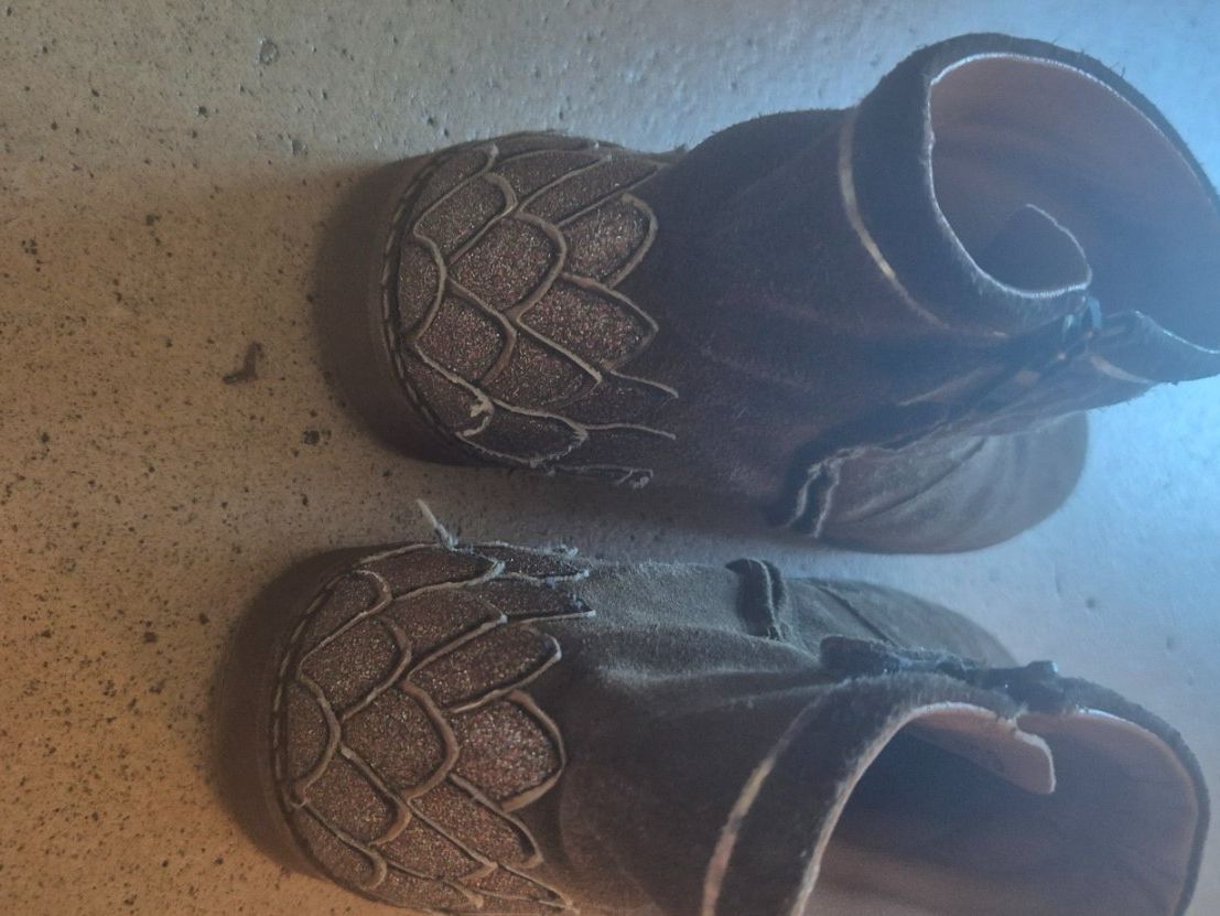 Schuhe für Mädchen: Stiefeletten Pom d'Api – Gebraucht aus Winterthur von Arnie01 2