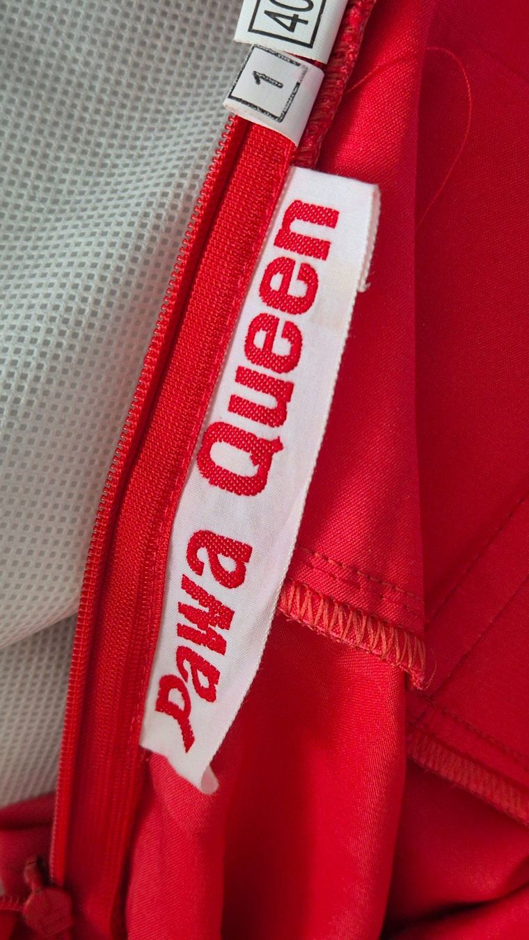 Kleider: Pawa Queen Abendkleid, Gr. 40, rot, lang - neu – Neu (gemäss Beschreibung) aus Triesenberg von saturna1 1