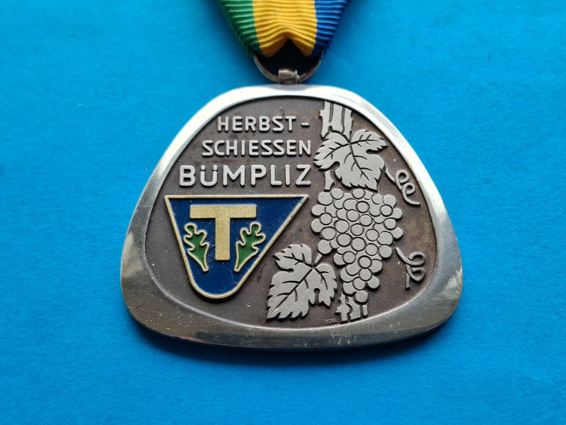 Medaillen: Bümpliz 1964 (A600) – Gebraucht aus Schwanden GL von Suvorov