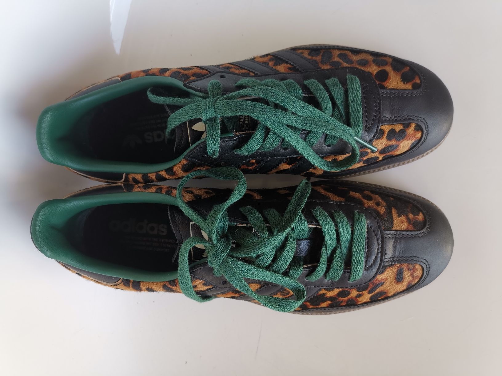 Adidas Scarpe da donna: Neue Adidas Samba, Leo Fell – Nuovo (secondo la descrizione) da Uerikon venduto da pink_flamingo 2