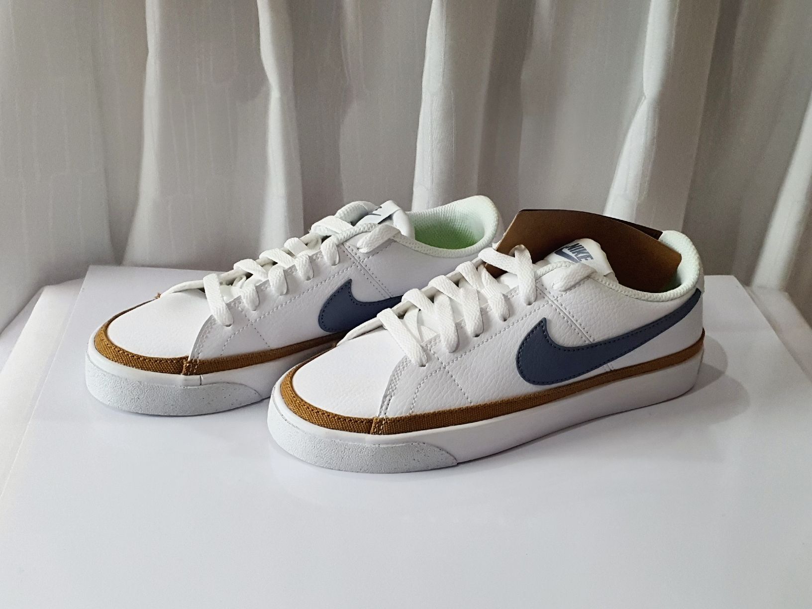 Nike Scarpe per ragazzi: Gr. 36 - Nike Sneaker, Neu – Nuovo e nell'imballaggio originale da Nürensdorf venduto da sal_g2bz