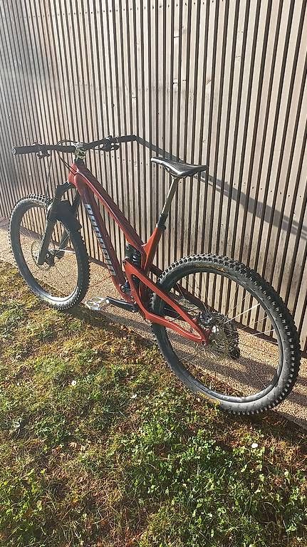Vélos: VTT Enduro Propain Tyee 5 CF taille L 29" – D'occasion à La Tour-de-Peilz par zen_cqh5 3