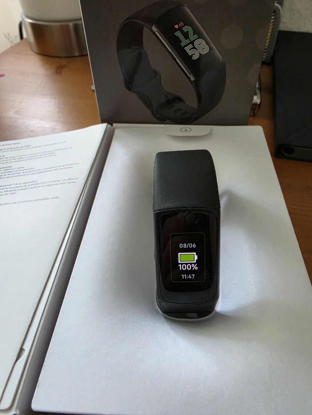 Fitbit Smartwatch: Fitbit Charge 6 – Gebraucht aus Therwil von C-Victor 2