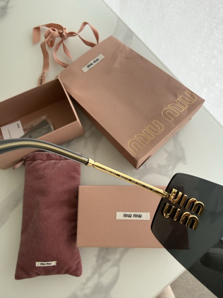 Miu Miu Occhiali & Lenti: Miu Miu glasses, full set – Nuovo (secondo la descrizione) da Peseux venduto da kul_pz6z 7