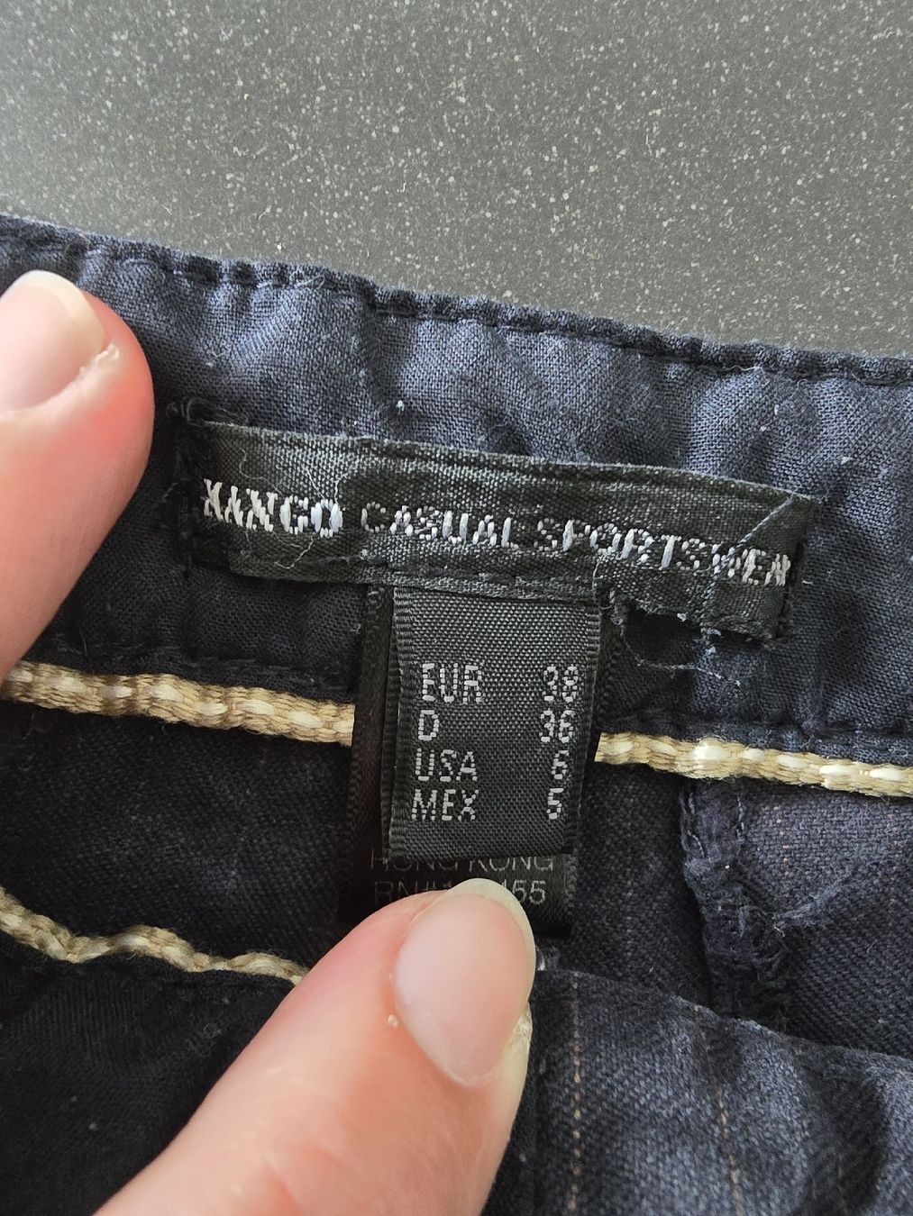 Pantalons: 2 Shorts gr.38 – D'occasion à Unterentfelden par Panda-87 6