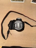 Canon EOS 2000D DSLR Kamera – Top Zustand