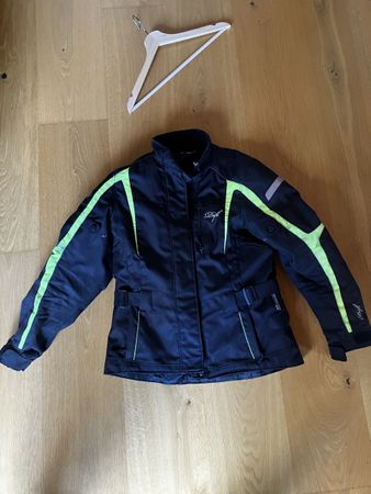 Difi Motorradjacke, Grösse S-M, inkl. Ellbogen-Protektoren