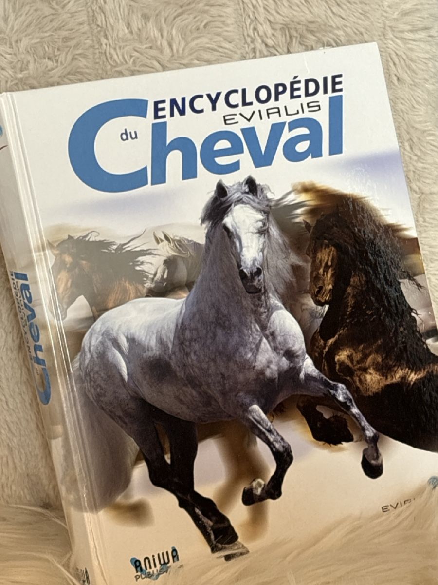 Libri: Encyclopédie du Cheval libre en Français – Usato da Ste-Croix venduto da choupy60