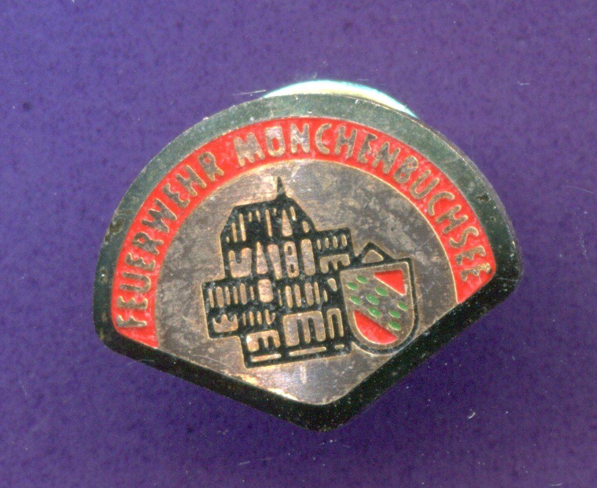 Placchette & Badge: Feuerwehr  MÜNCHENBUCHSEE – Usato da Winterthur venduto da Sammleroase