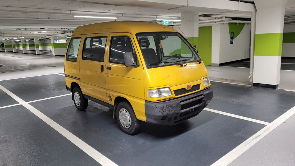 (KOPIE) Daihatsu HiJet (Piaggio Porter) Mini Bus (Gebraucht) in ...
