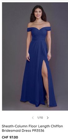Bodenlanges, schulterfreies Kleid mit Schlitz von Cocomelody