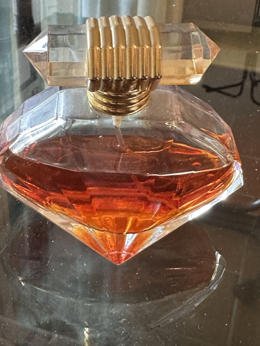 Van Cleef Parfums & Eau de Toilette: Parfum Van Cleef & Arpels – D'occasion à Lausanne par artnouveau04 4