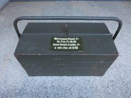 Grosse Werkzeugkiste Original Schweizer Armee Pz Hb 66