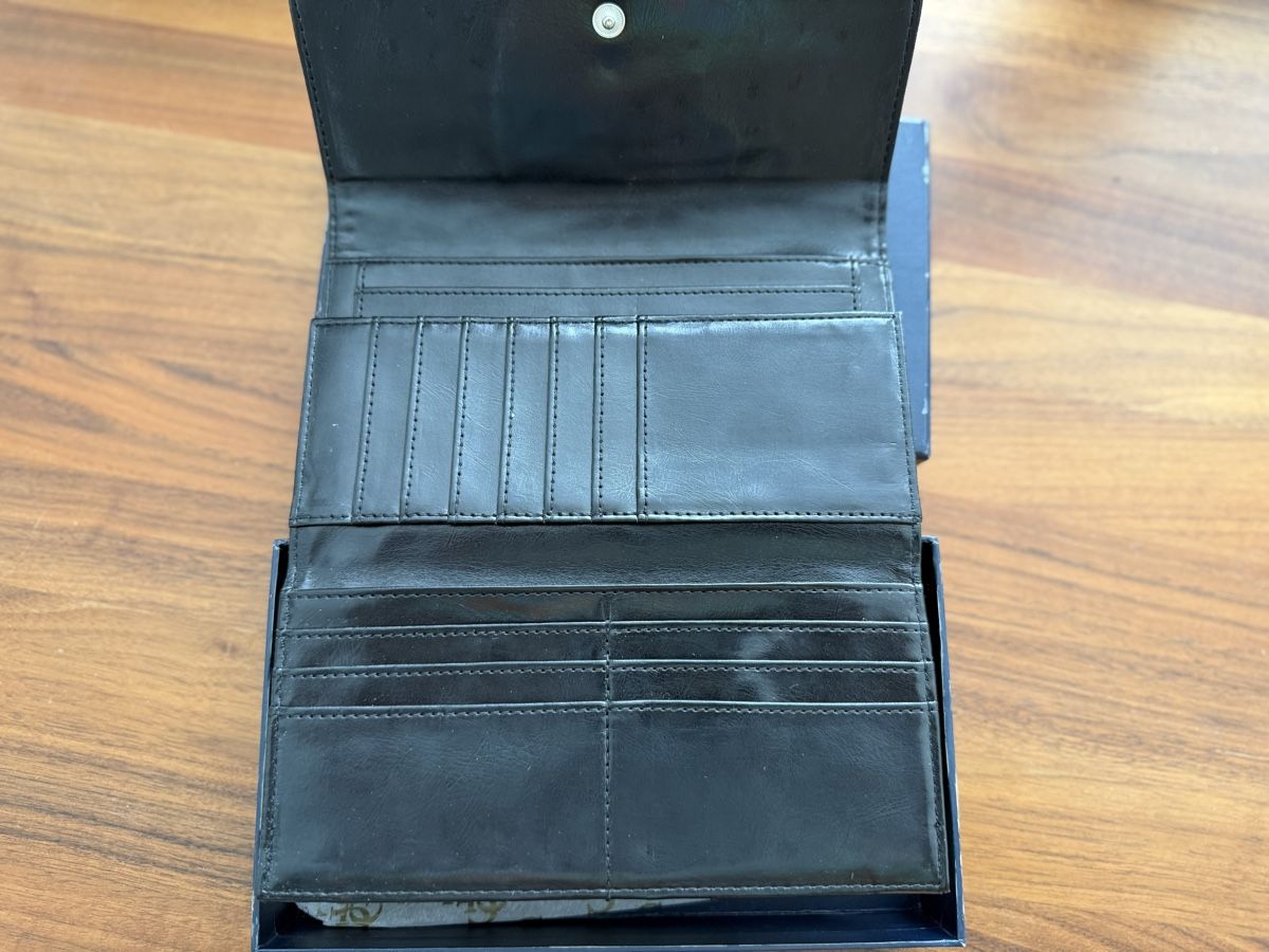 Guess Portamonete: Guess Brieftasche Damen – Nuovo (secondo la descrizione) da Dübendorf venduto da CellarSeller 3