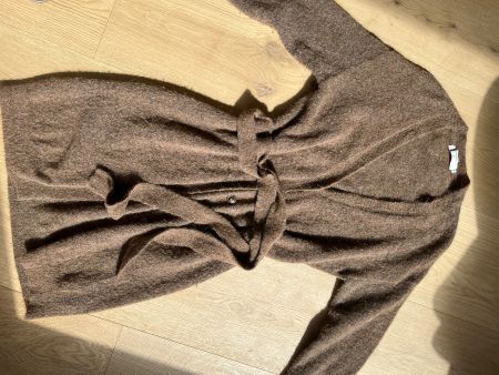 Strickjacke Cream braun mit Bindegürtel Grösse S neuwertig