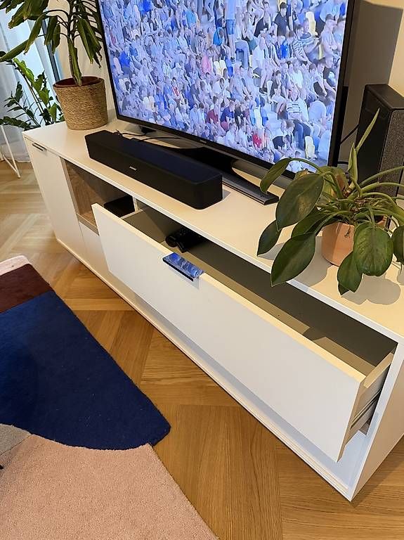 Meubles TV: TV-Kommode / Sideboard – D'occasion à Zürich par nic_c8k6 1