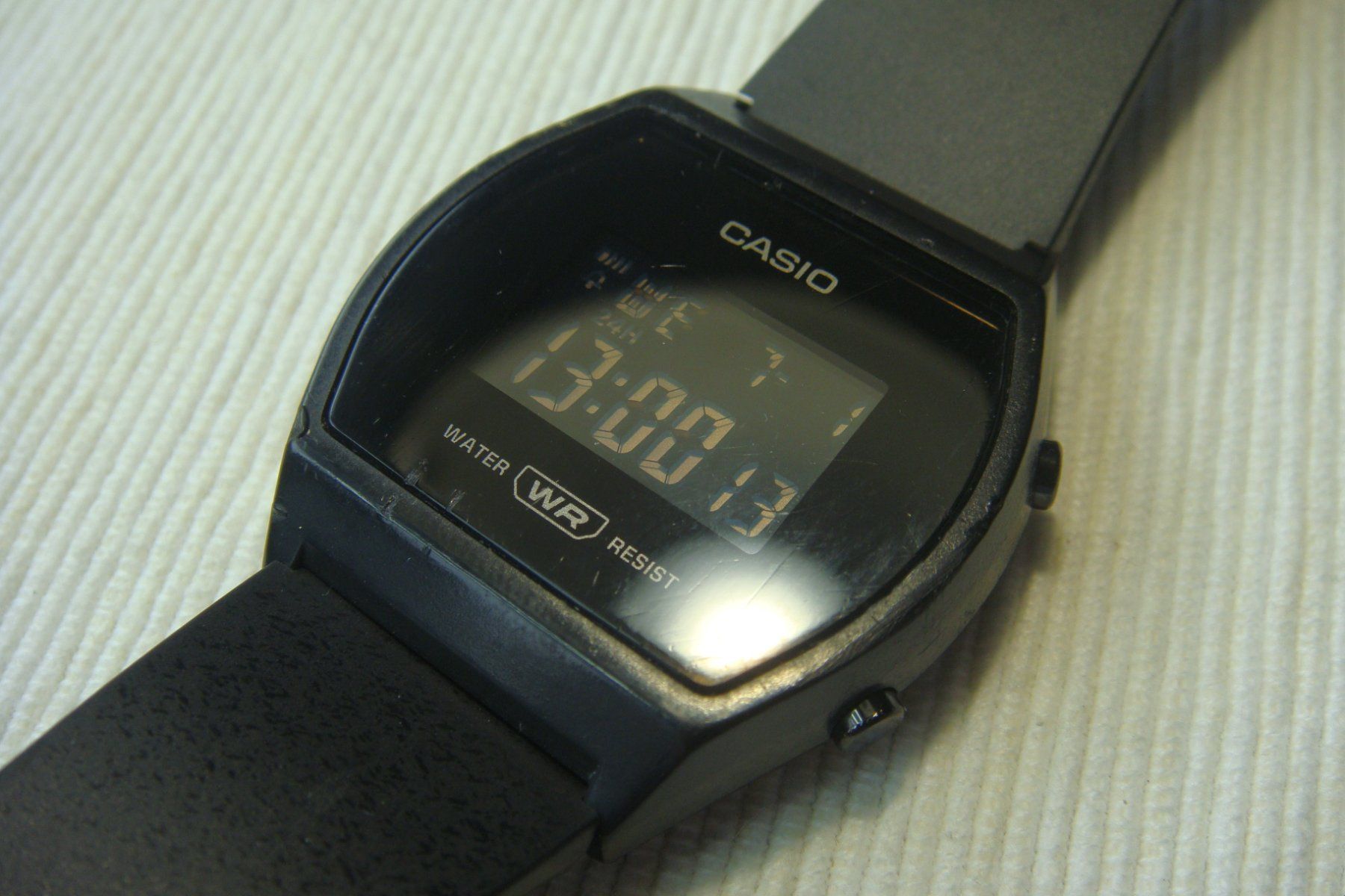 Casio Montres: Casio LW-204 – D'occasion à Emmenbrücke par kuhn4951 1