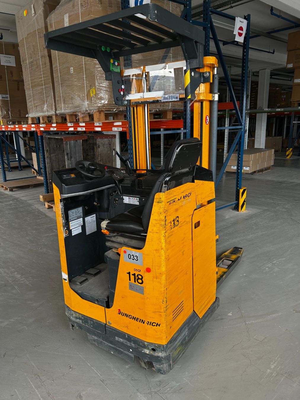 Jungheinrich Carrelli elevatori e a forche: Jungheinrich ECS 213 – Usato da Volketswil venduto da mir_v2mf 4