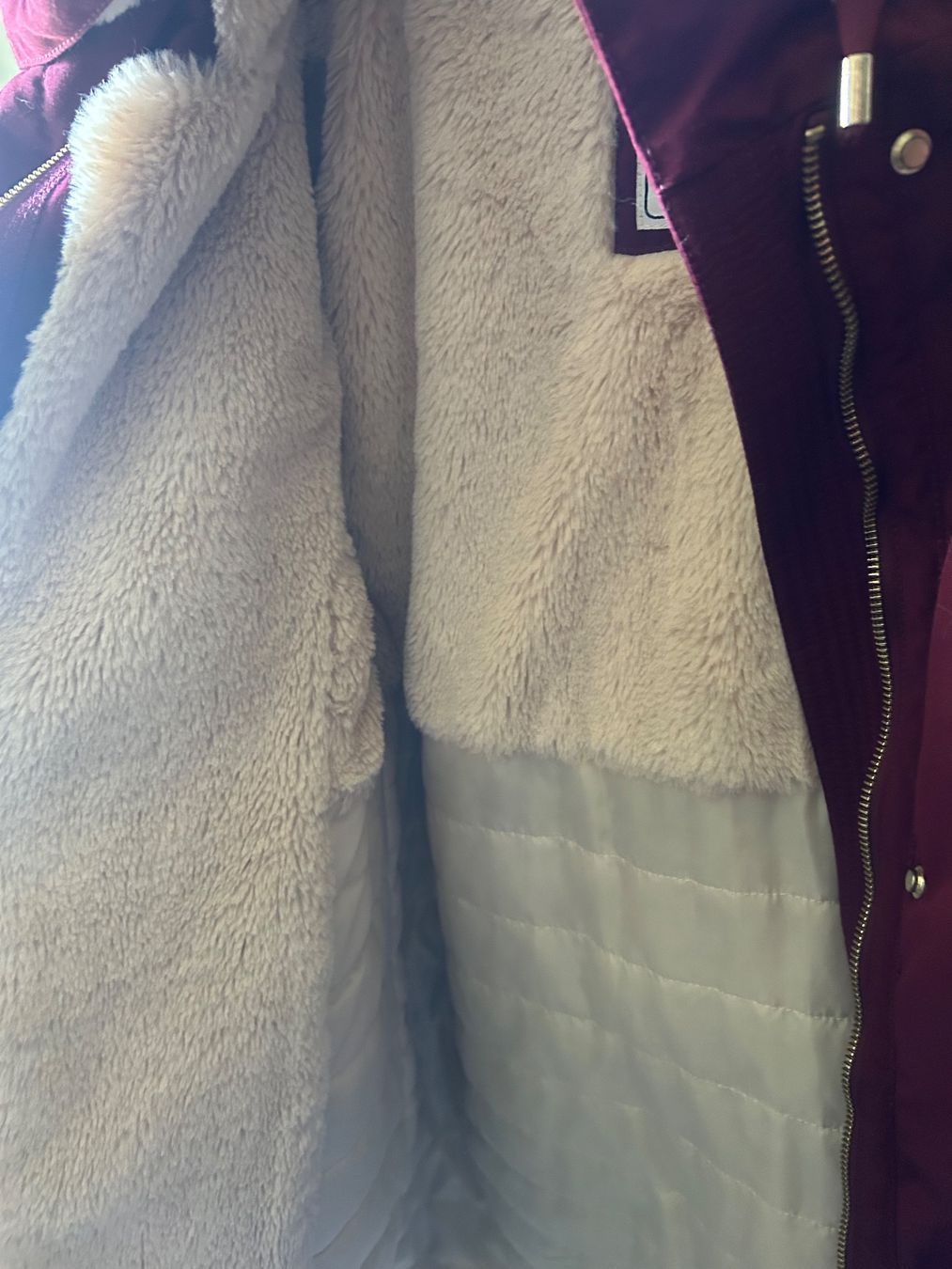 Giacche: Kuschelige Winterjacke bordeaux – Usato da Schwarzhäusern venduto da schmettu 2