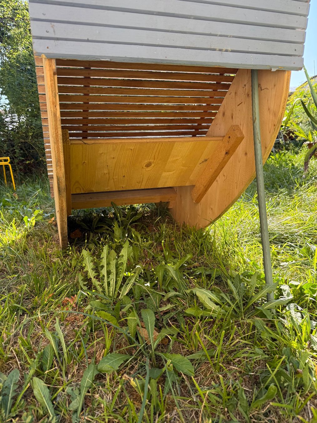 Sessel: Design-Gartensessel – Gebraucht aus Bretzwil von neuguinea 3