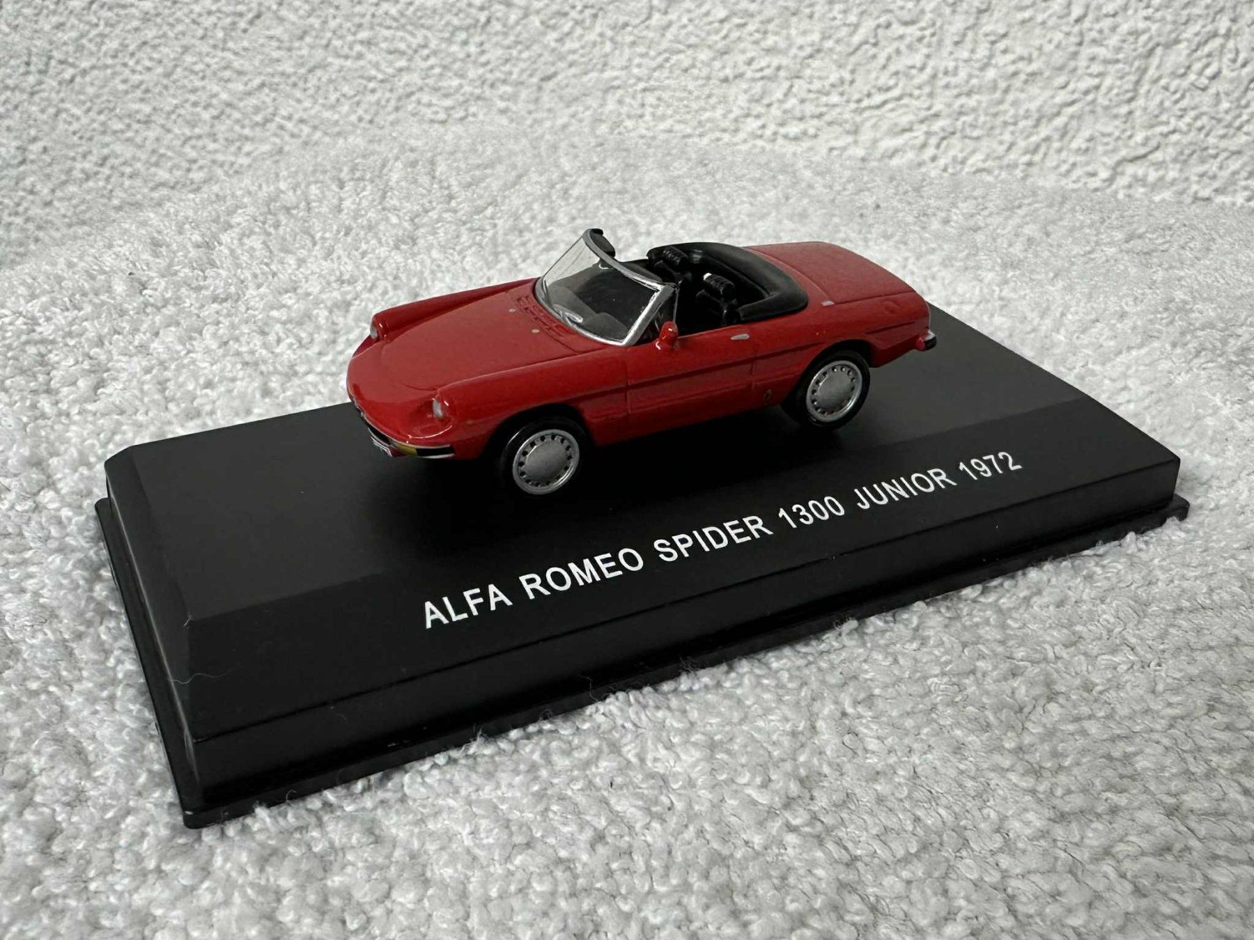 Alfa Romeo Modellautos: 1:64 Modellauto 1972 Alfa Romeo Spider 1300 Junior – Gebraucht aus Ried-Brig von V8_Andy