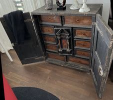 Antikes Kabinett Schränkli