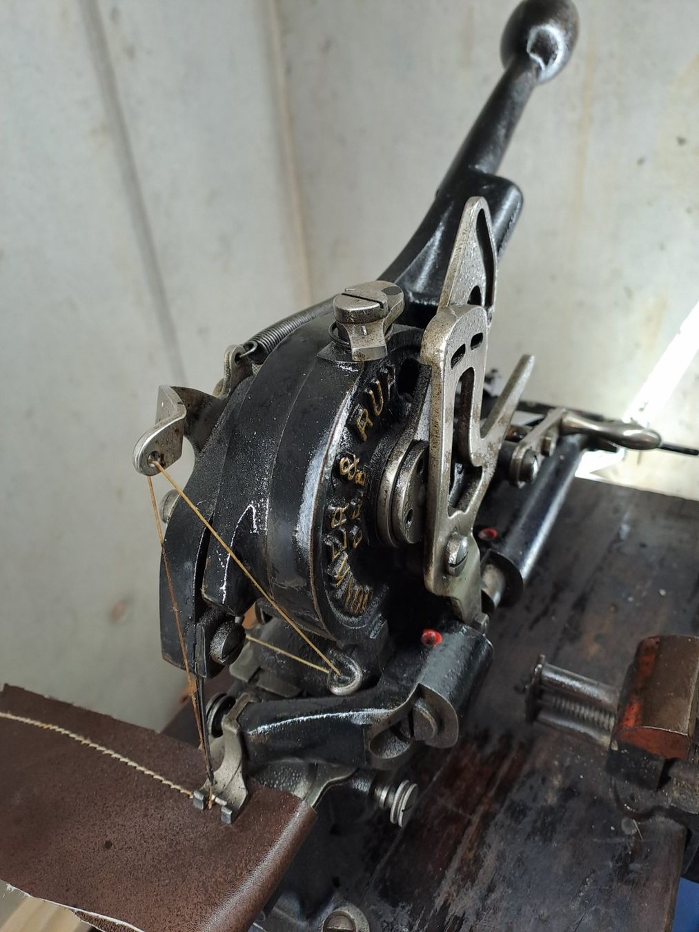 Macchine da cucire: Nähmaschine /Junker +Ruh – Usato da Bichwil venduto da Zeitlos48 2