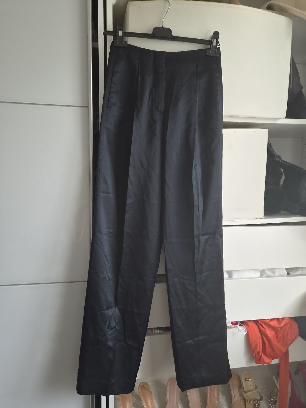 Massimo Dutti Pantaloni: Massimo Dutti, neue Hose Gr. 34 – Nuovo (secondo la descrizione) da Frenkendorf venduto da Moon111 1