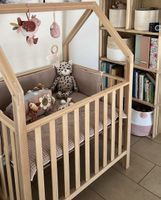 Hochwertiges Kinderbettchen aus Holz; top Zustand