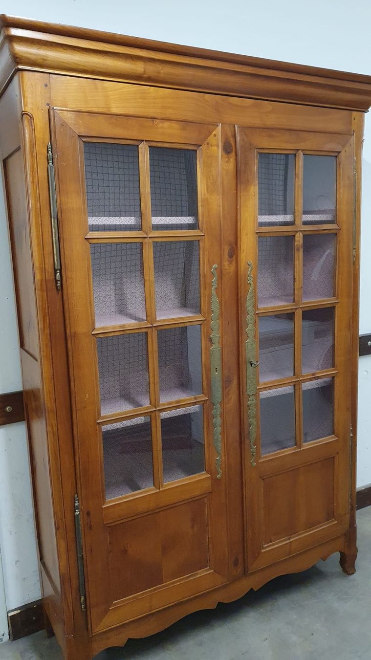 Vetrine: ANTIKE VITRINE KIRSCHBAUM MASSIV – Usato da Dietikon venduto da brocki-eyra 9