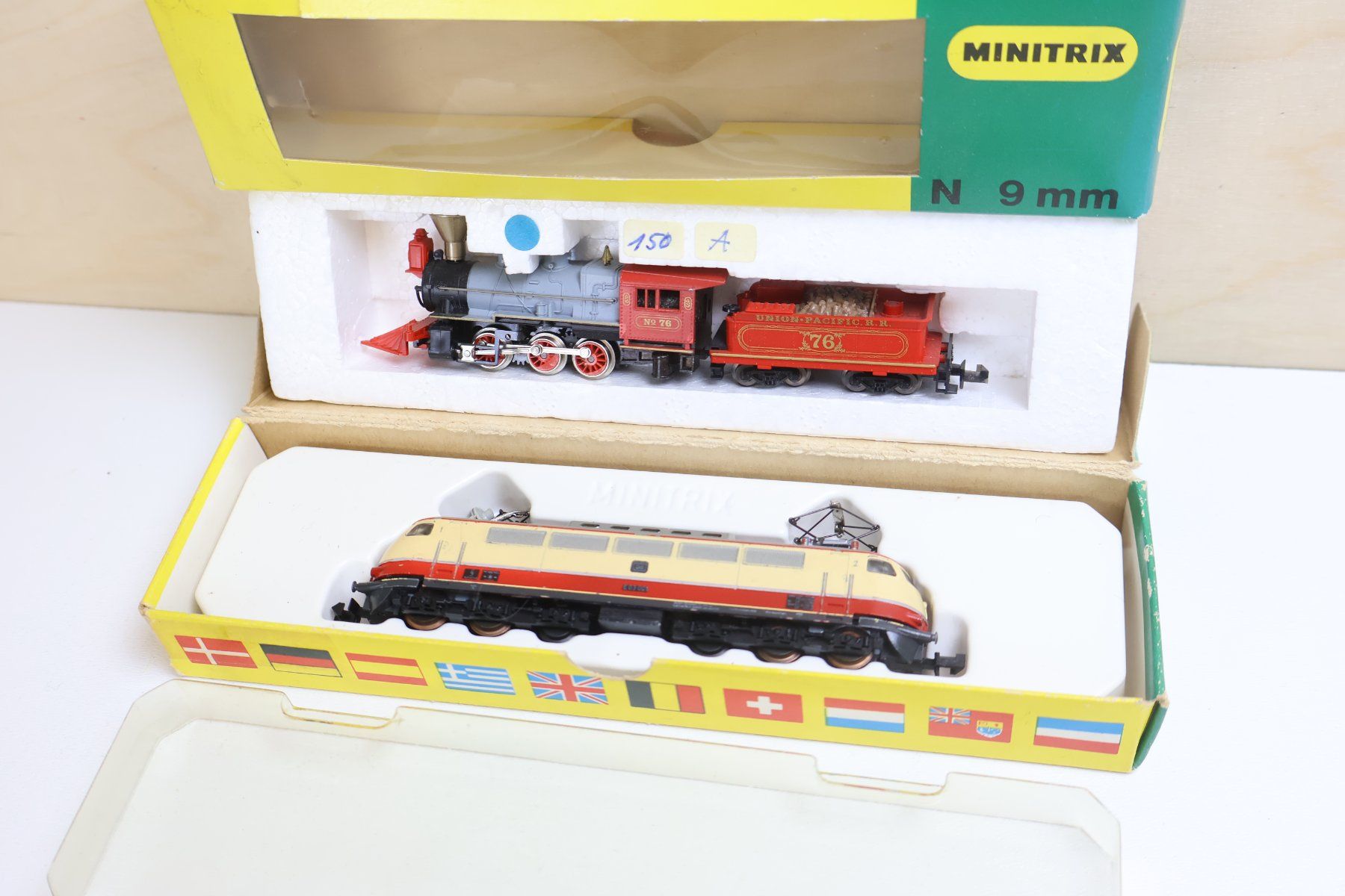 Trix Modelleisenbahnen: Minitrix 2 x Loks TEE BR E03 & Dampflok - Spur N – Gebraucht aus Winterthur von Monstera 3