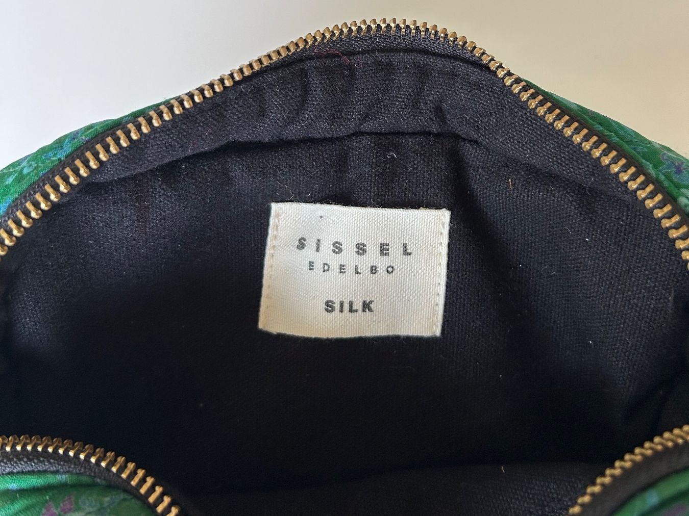 Estée Lauder Custodie per cosmetici: Sissel Edelbo Necessaire – Nuovo (secondo la descrizione) da St. Gallen venduto da look-twice 5
