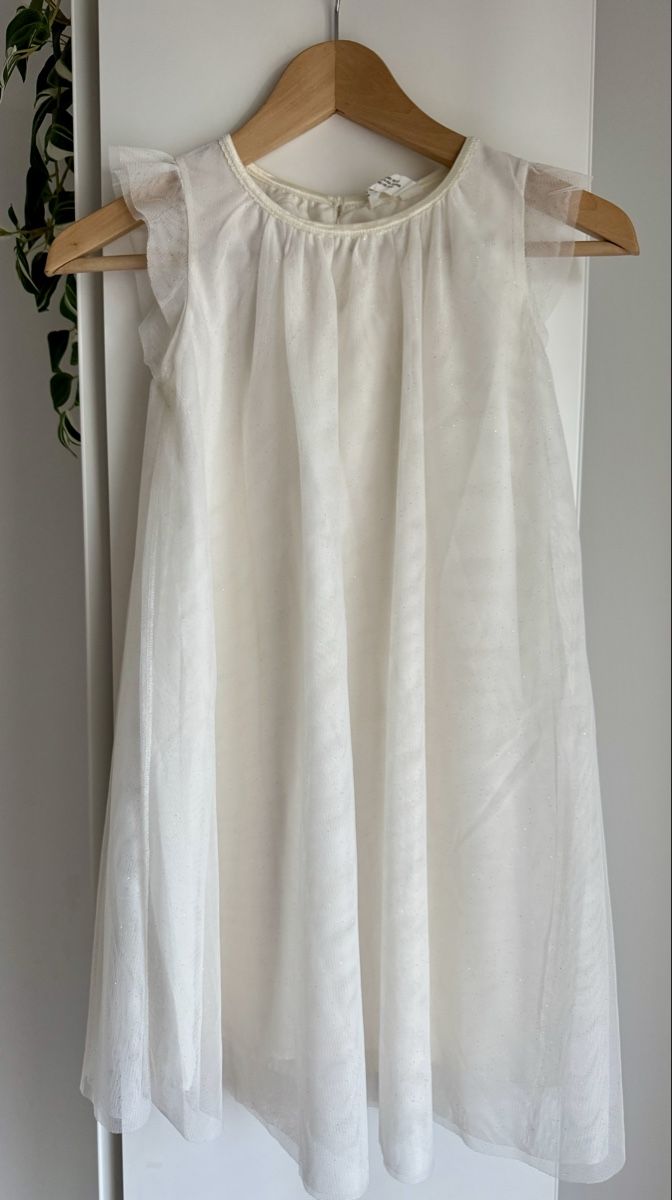 H&M Vestiti & Gonne: Kleid Tüll von H&M 140 – Usato da Rickenbach SO venduto da Lerg