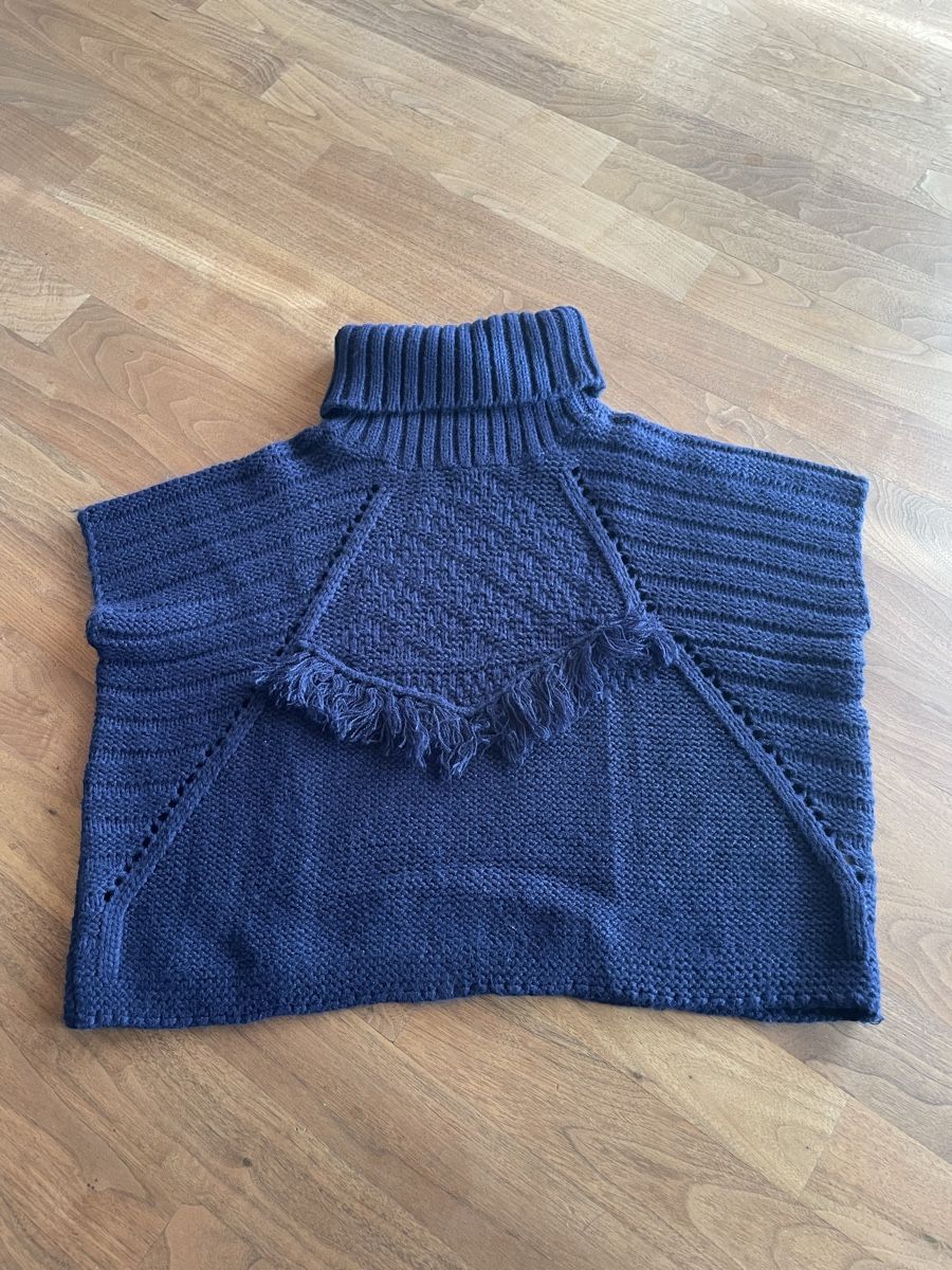 Vestes & Manteaux: Kinder Poncho – D'occasion à Dietlikon par Leandro06