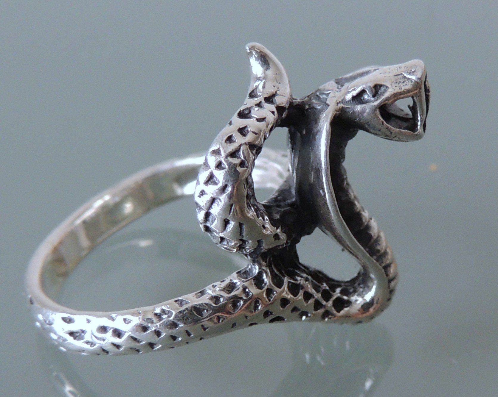 Anelli: Silber 925 Fingerring Gr. 60 Schlange – Nuovo (secondo la descrizione) da Waldenburg venduto da schaller707