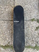 Skateboard Pulp mit Retro TV Design gut erhalten